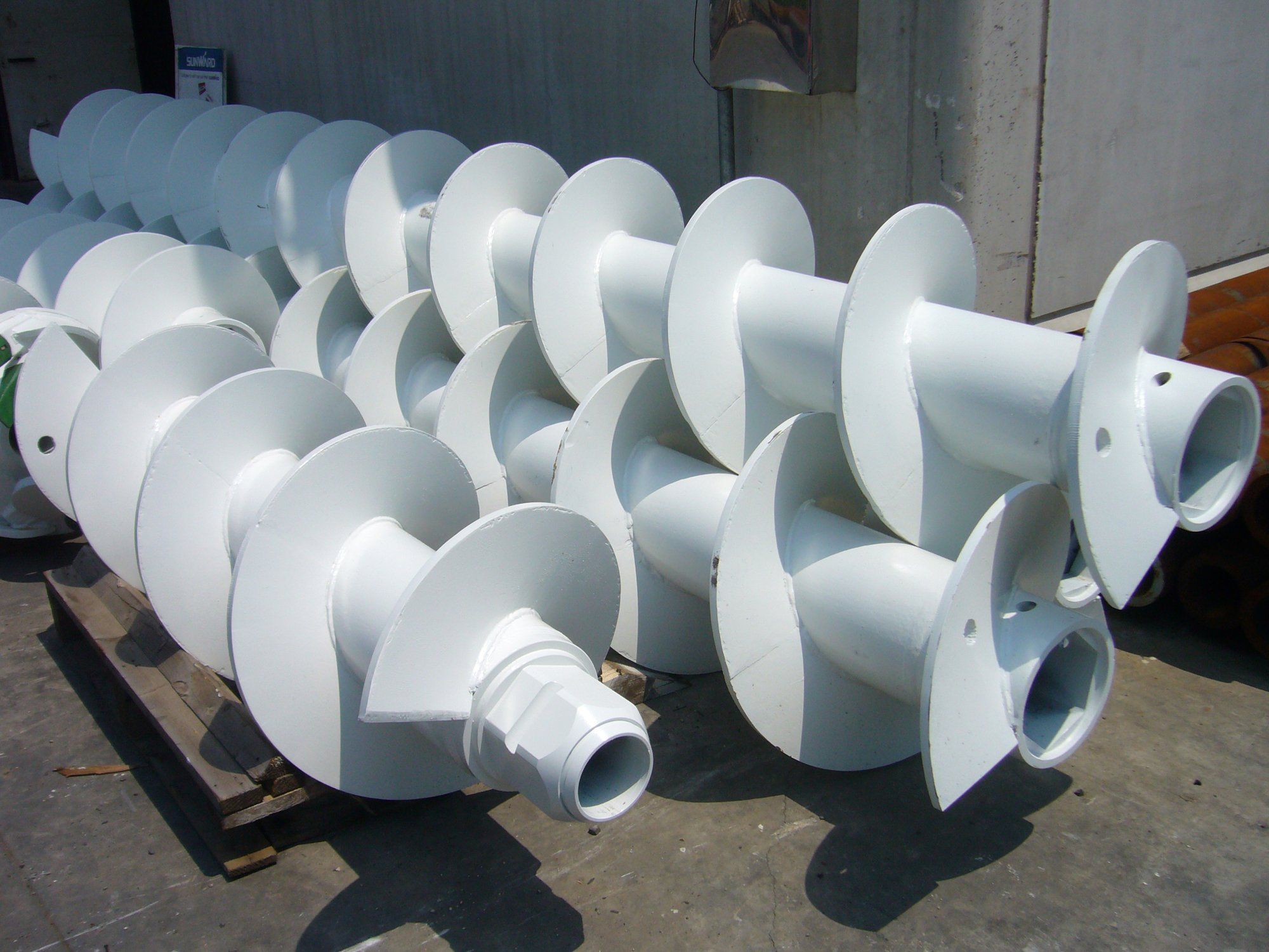 Large diameter drilling tools 1