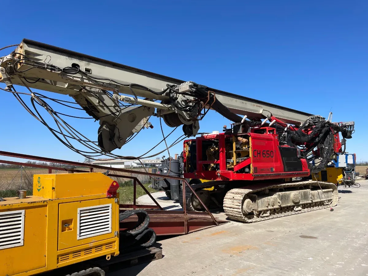Comacchio CH 650 crowd winch, CFA & kelly bar mode