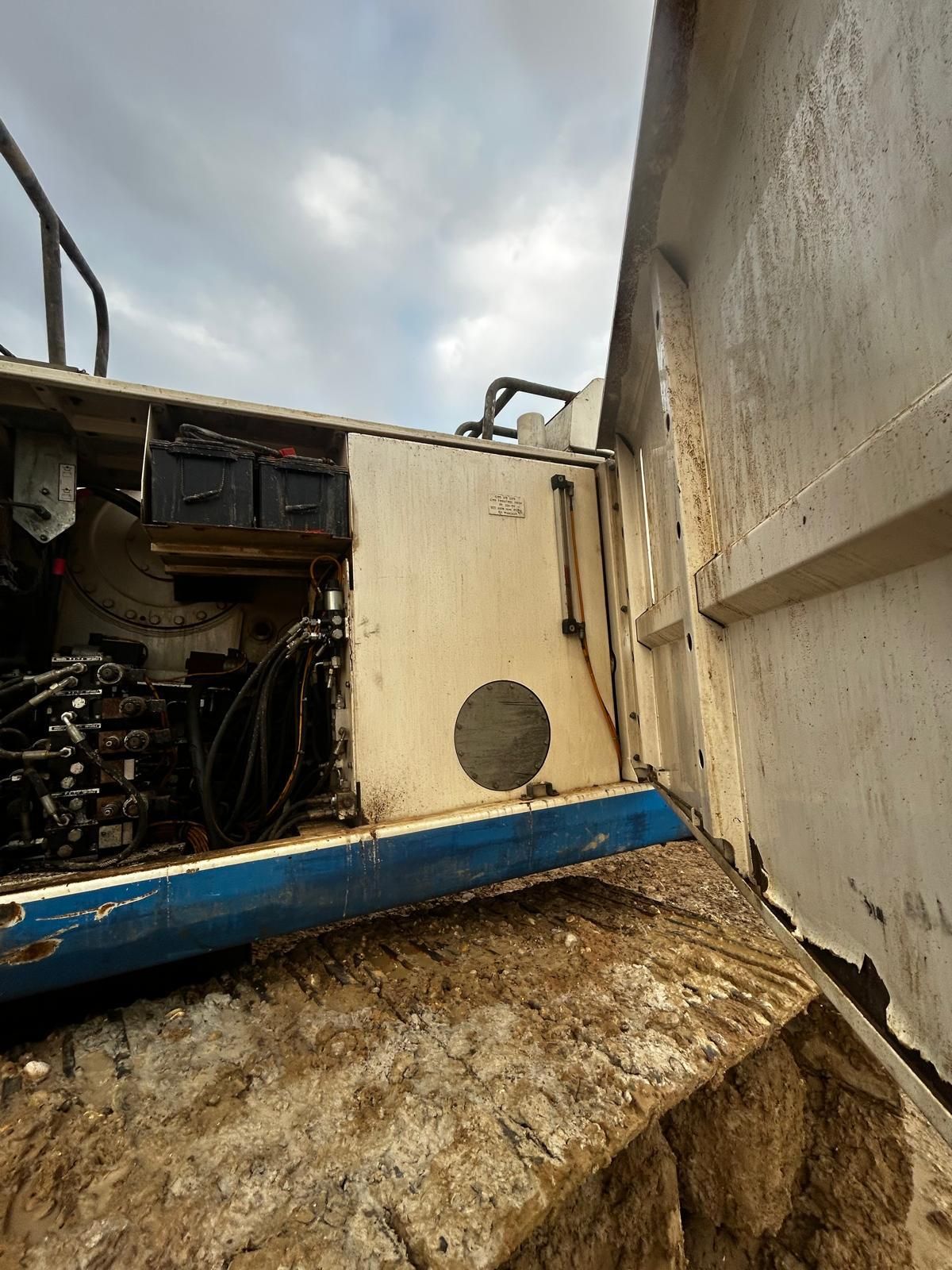 Soilmec R-625 CFA & kelly bar mode