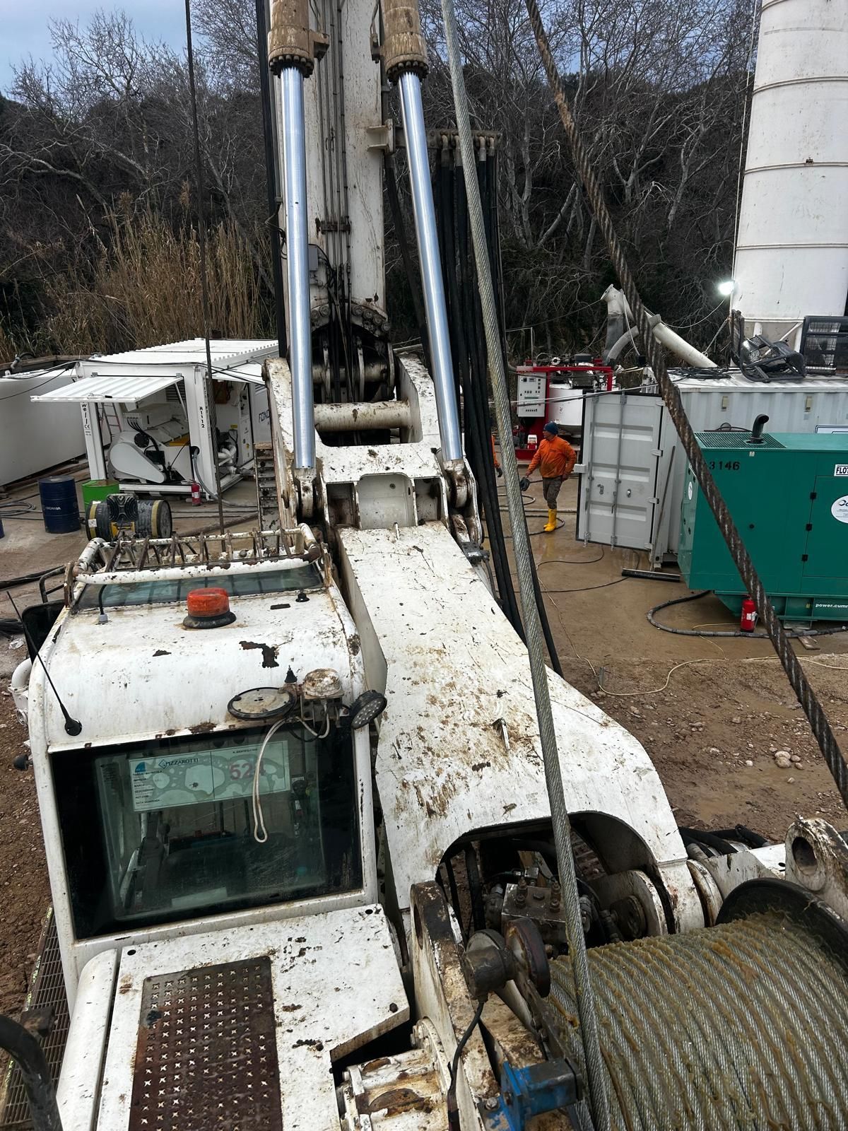 Soilmec R-625 CFA & kelly bar mode
