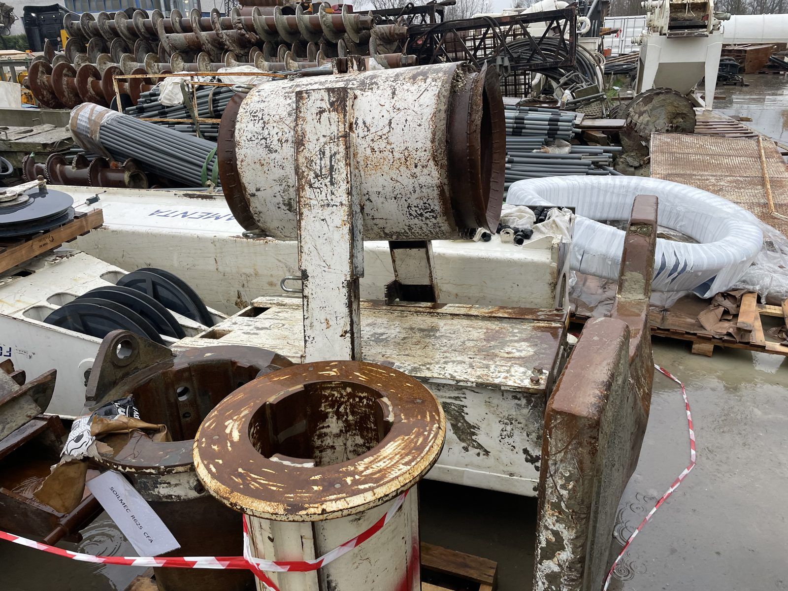 Soilmec R-625 CFA & kelly bar mode