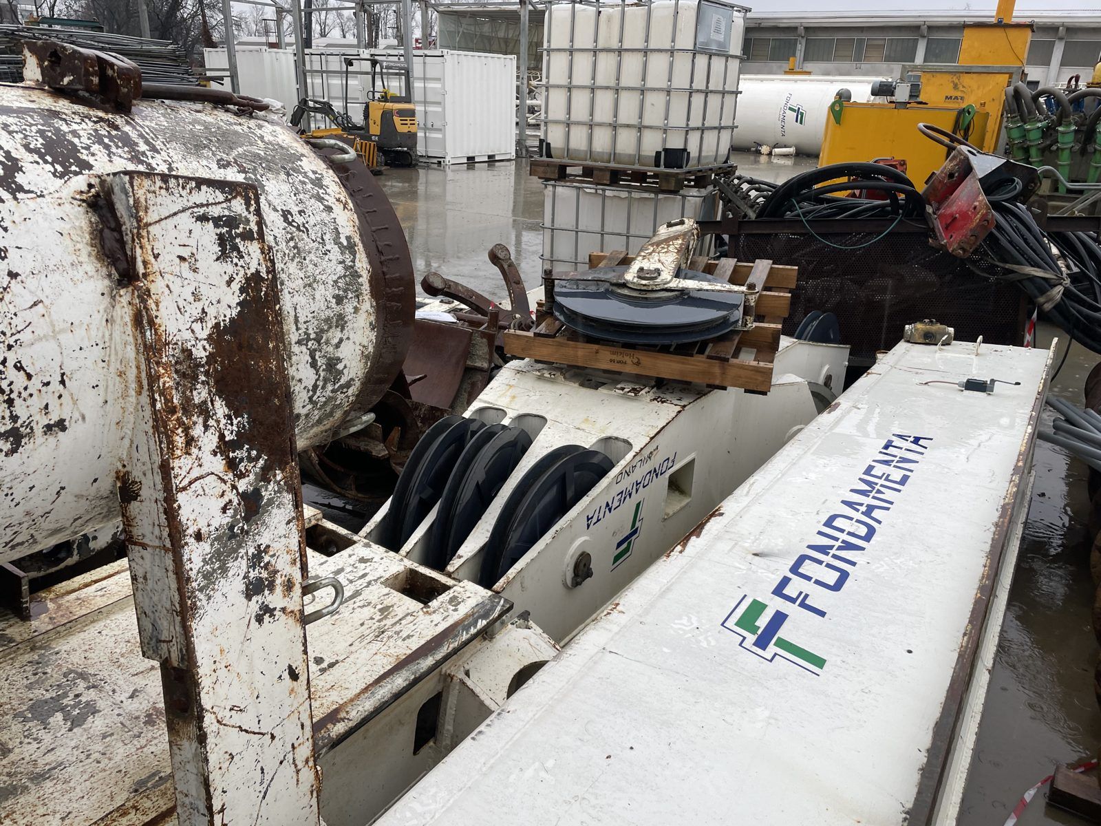 Soilmec R-625 CFA & kelly bar mode