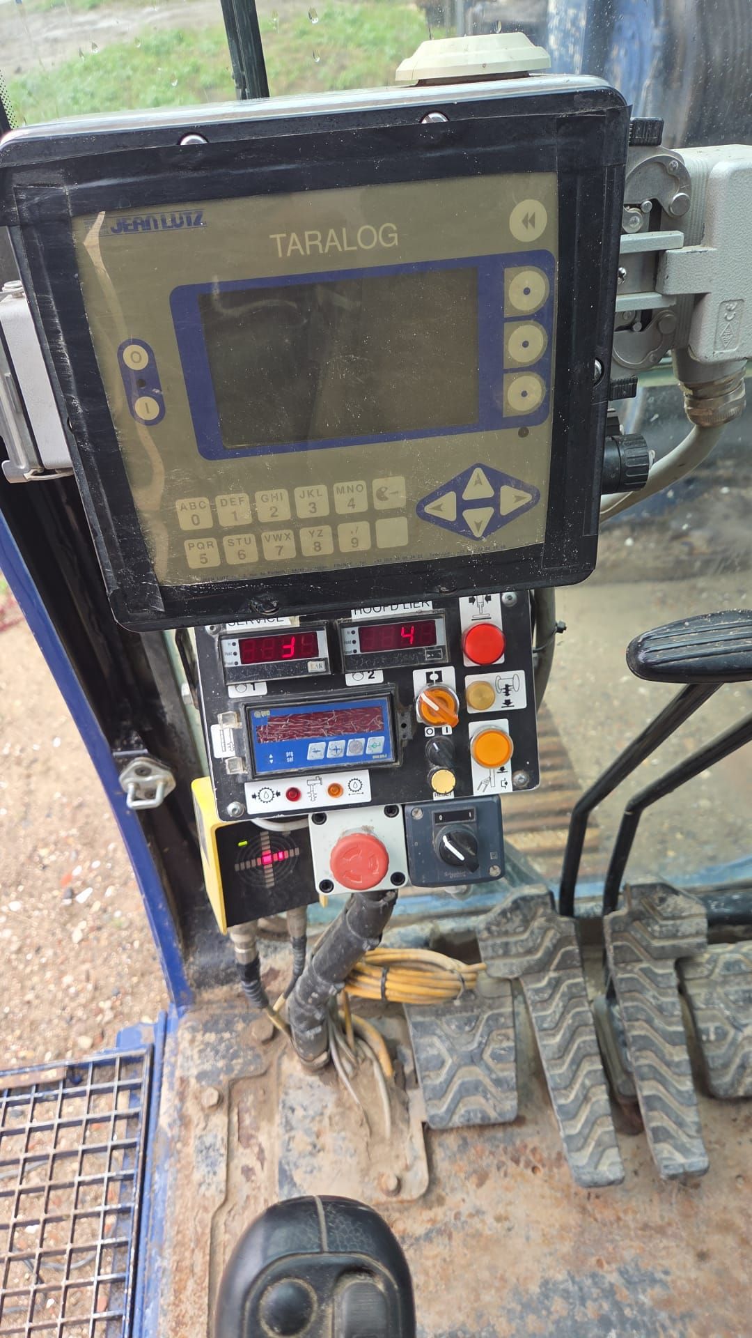 Soilmec SR-40 in CFA mode